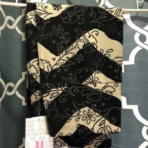 Lularoe medium Cassie